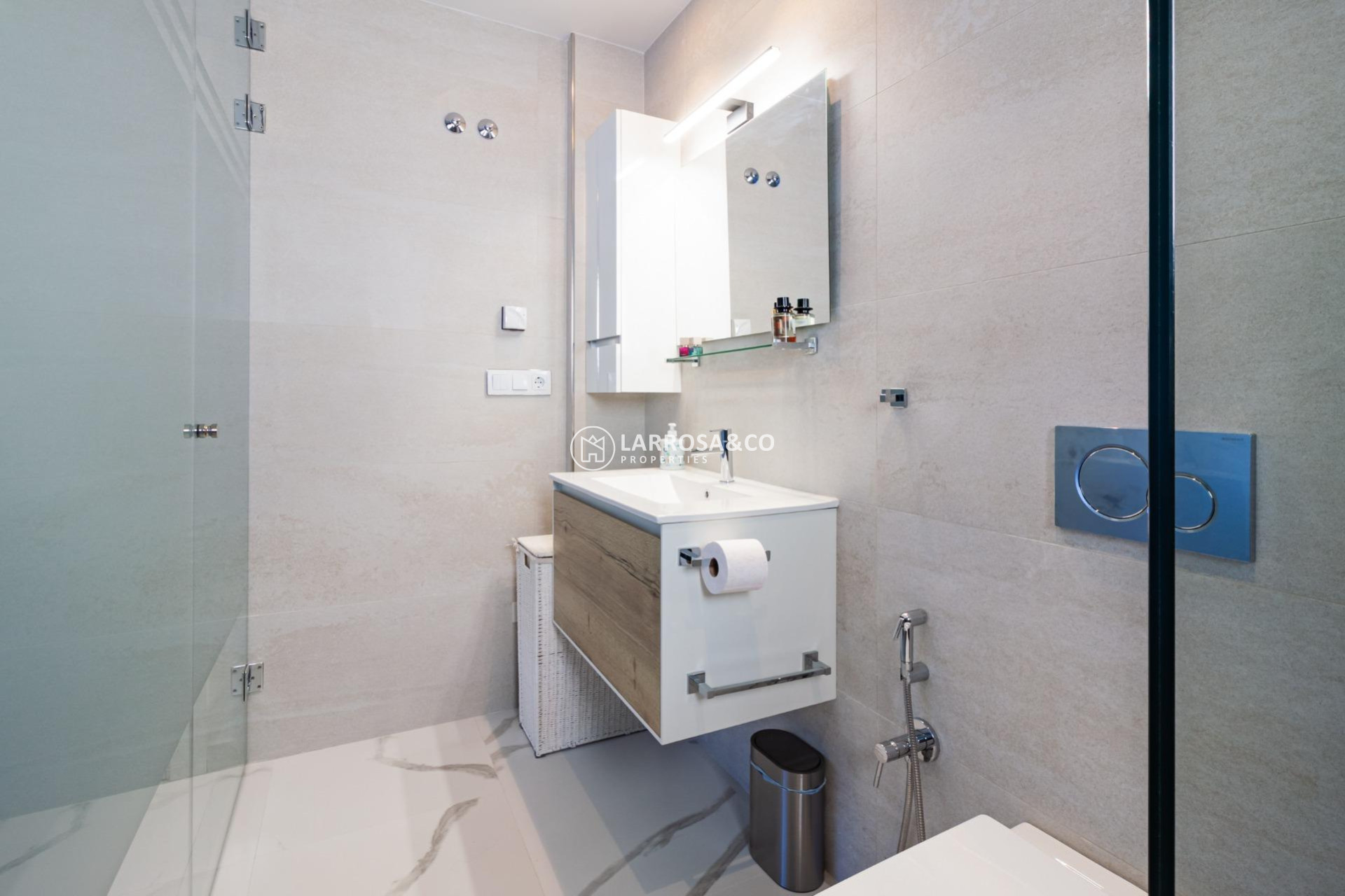 Resale - Apartment - San Miguel de Salinas - Bellavista