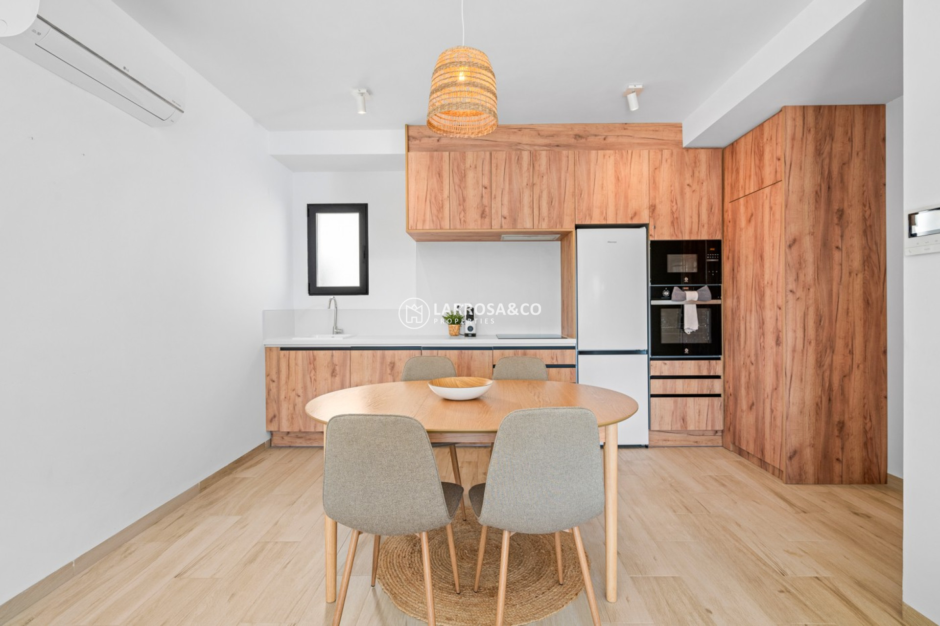 Resale - Apartment - San Miguel de Salinas - Inland