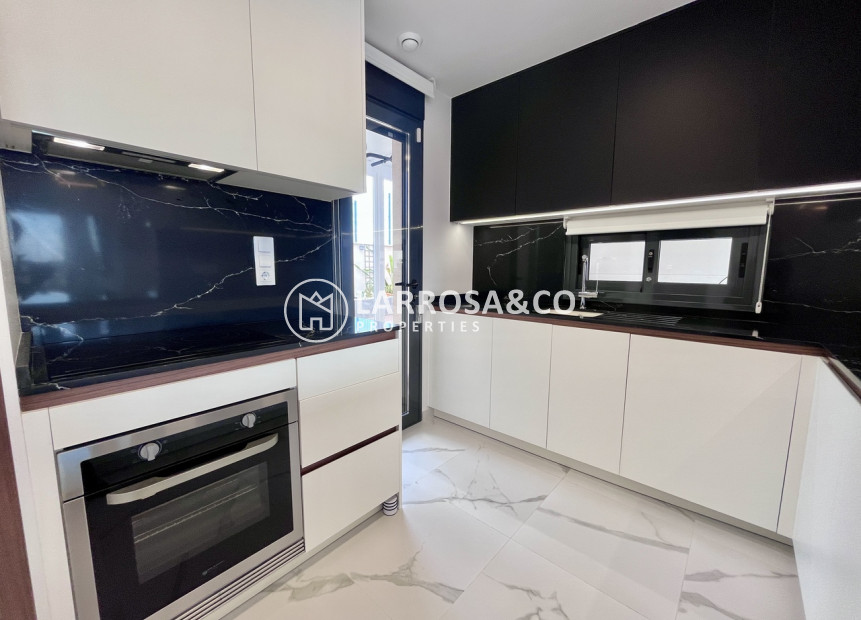 Resale - Apartment - San Miguel de Salinas - Inland