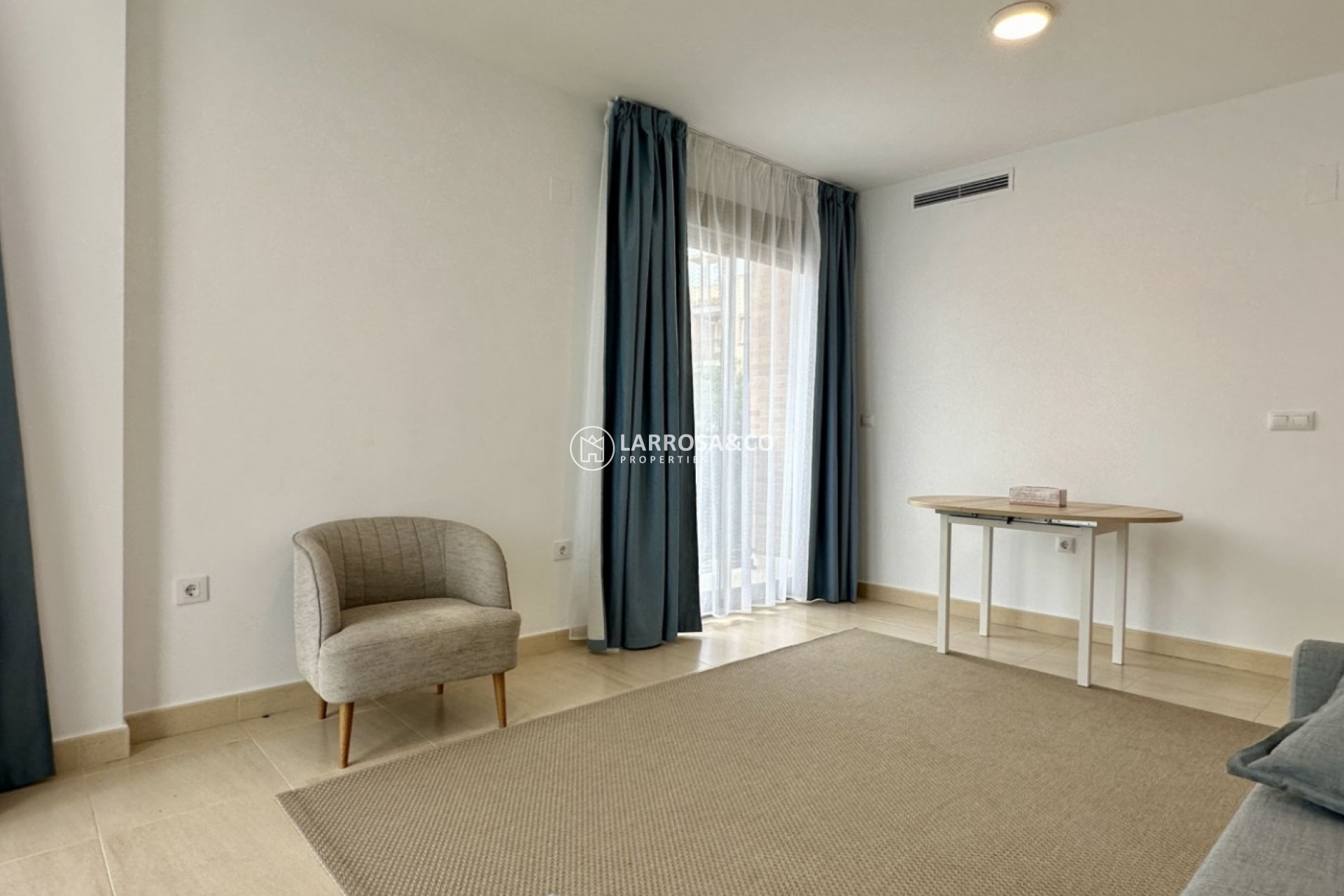 Resale - Apartment - San Miguel de Salinas - Inland