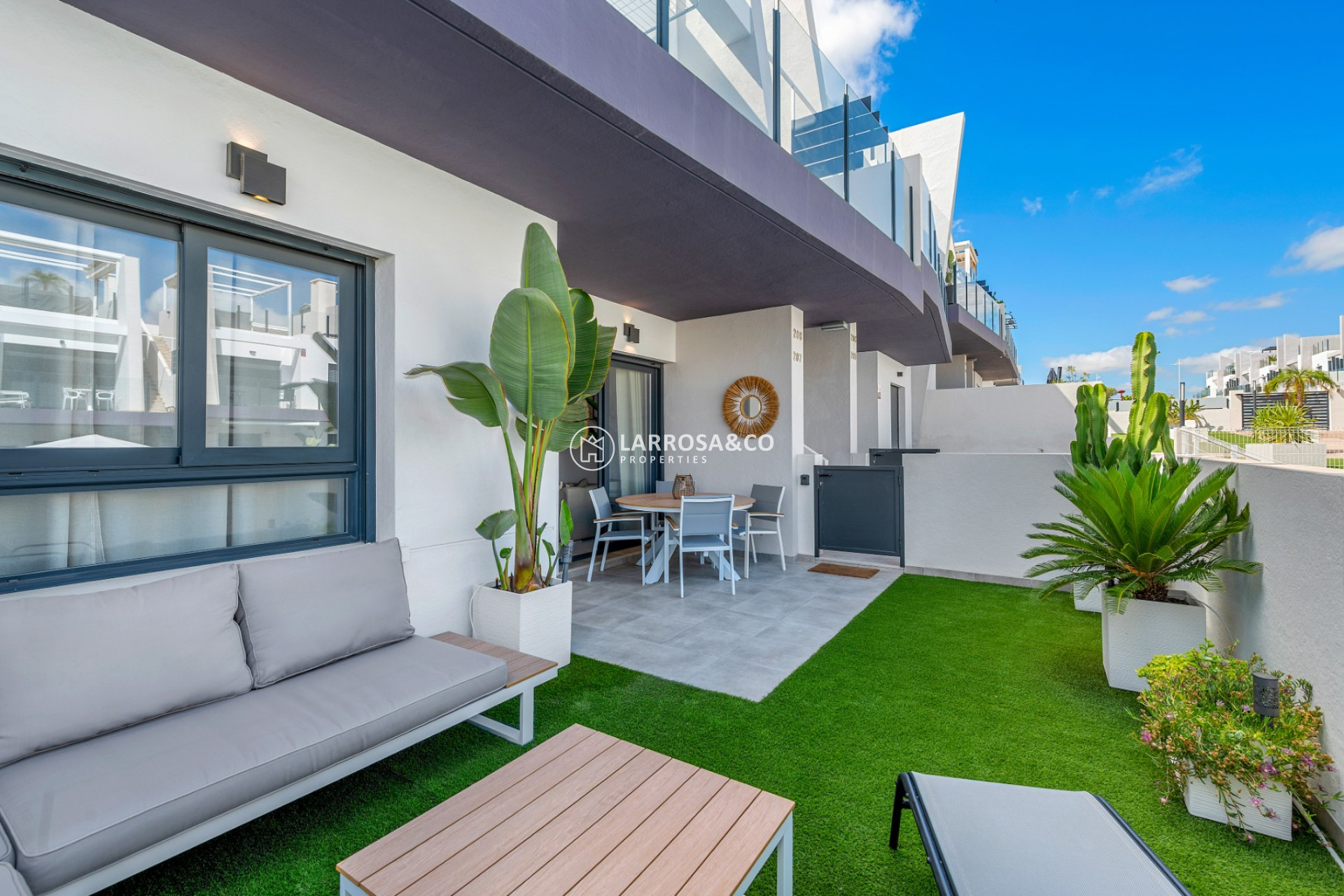 Resale - Apartment - San Miguel de Salinas - Inland