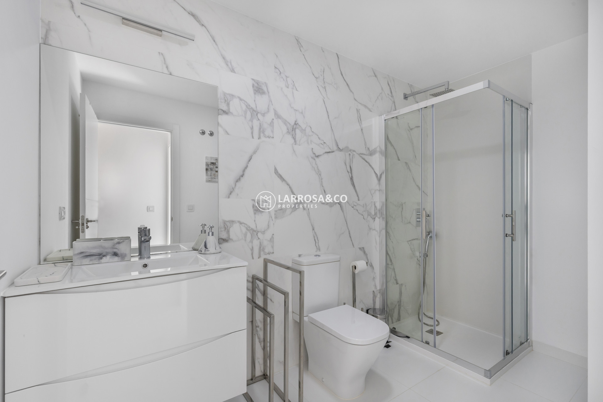 Resale - Apartment - San Miguel de Salinas - Inland