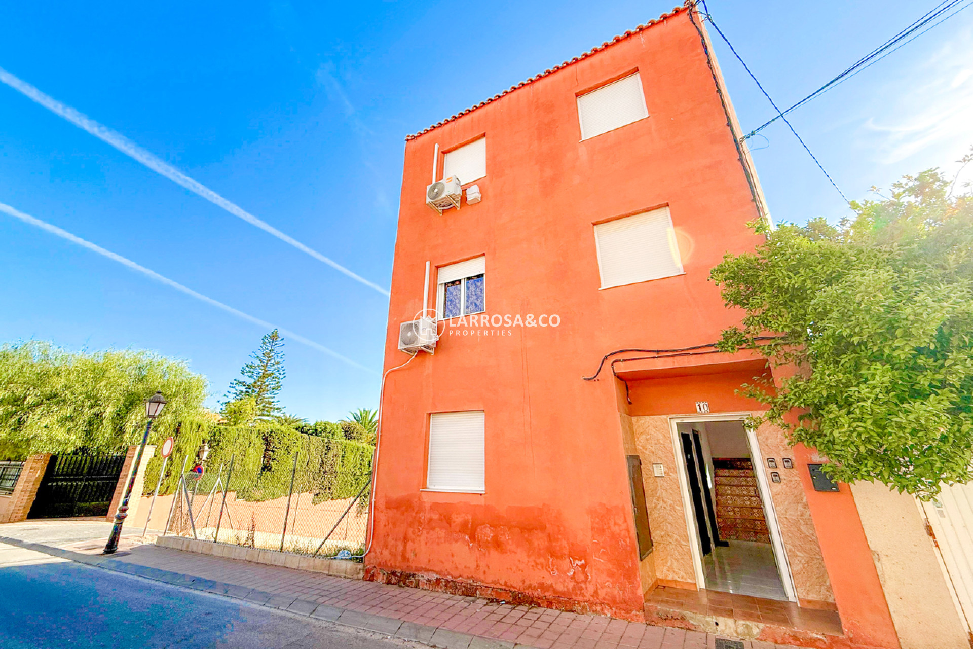Resale - Apartment - San Miguel de Salinas - Inland