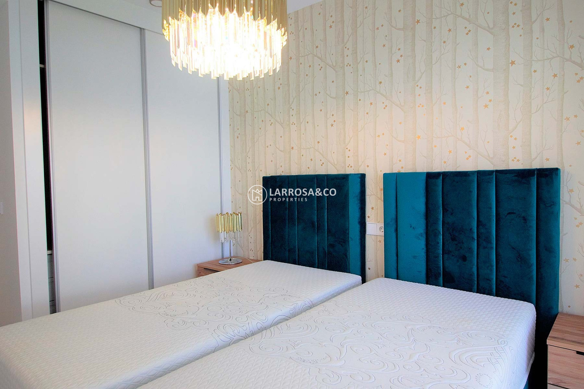 Resale - Apartment - Santa Pola - Costa Blanca