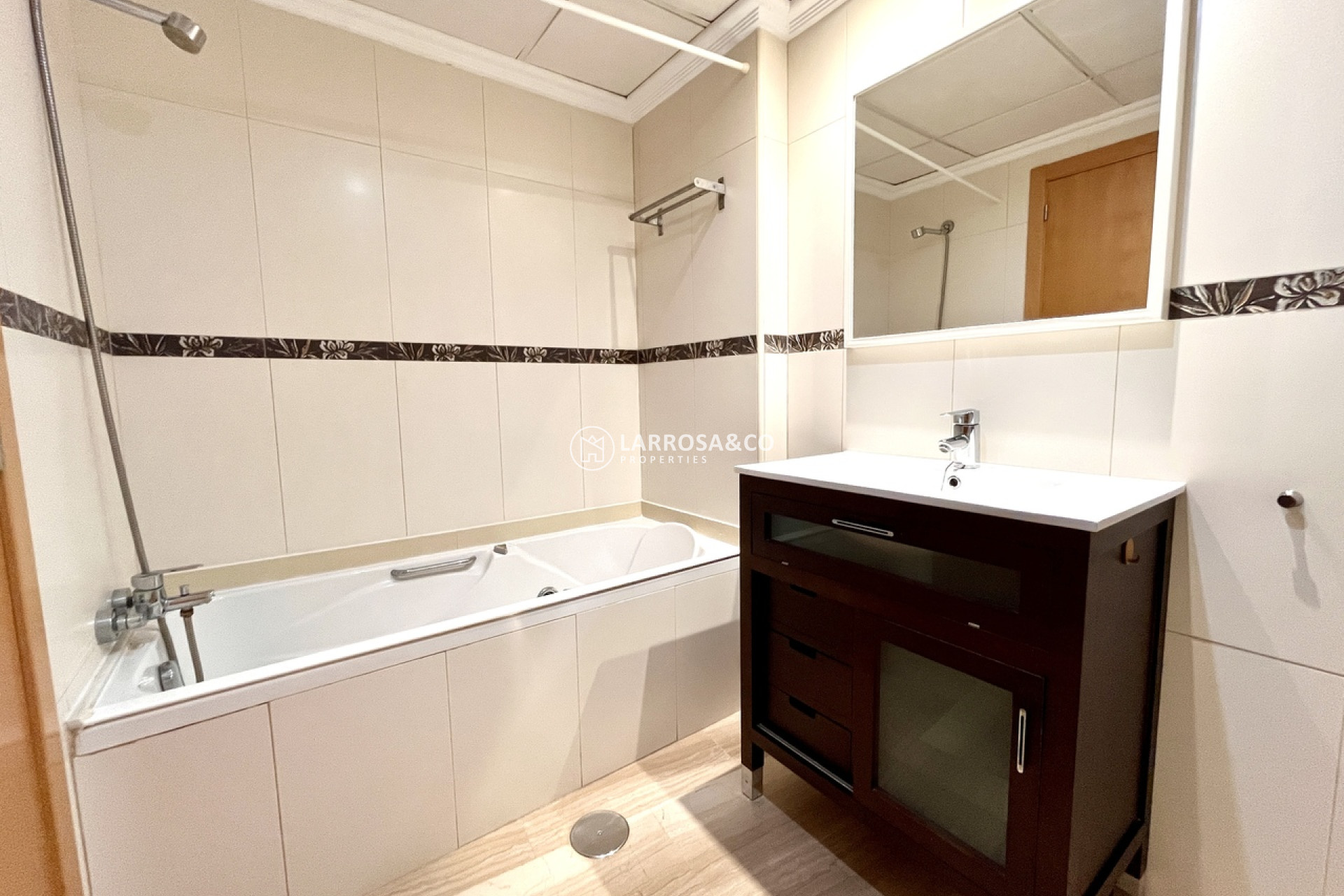 Resale - Apartment - Santa Pola - Costa Blanca