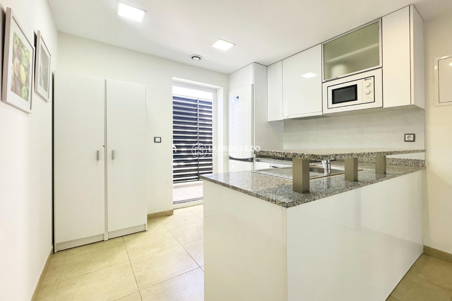 Resale - Apartment - Santa Pola - Costa Blanca