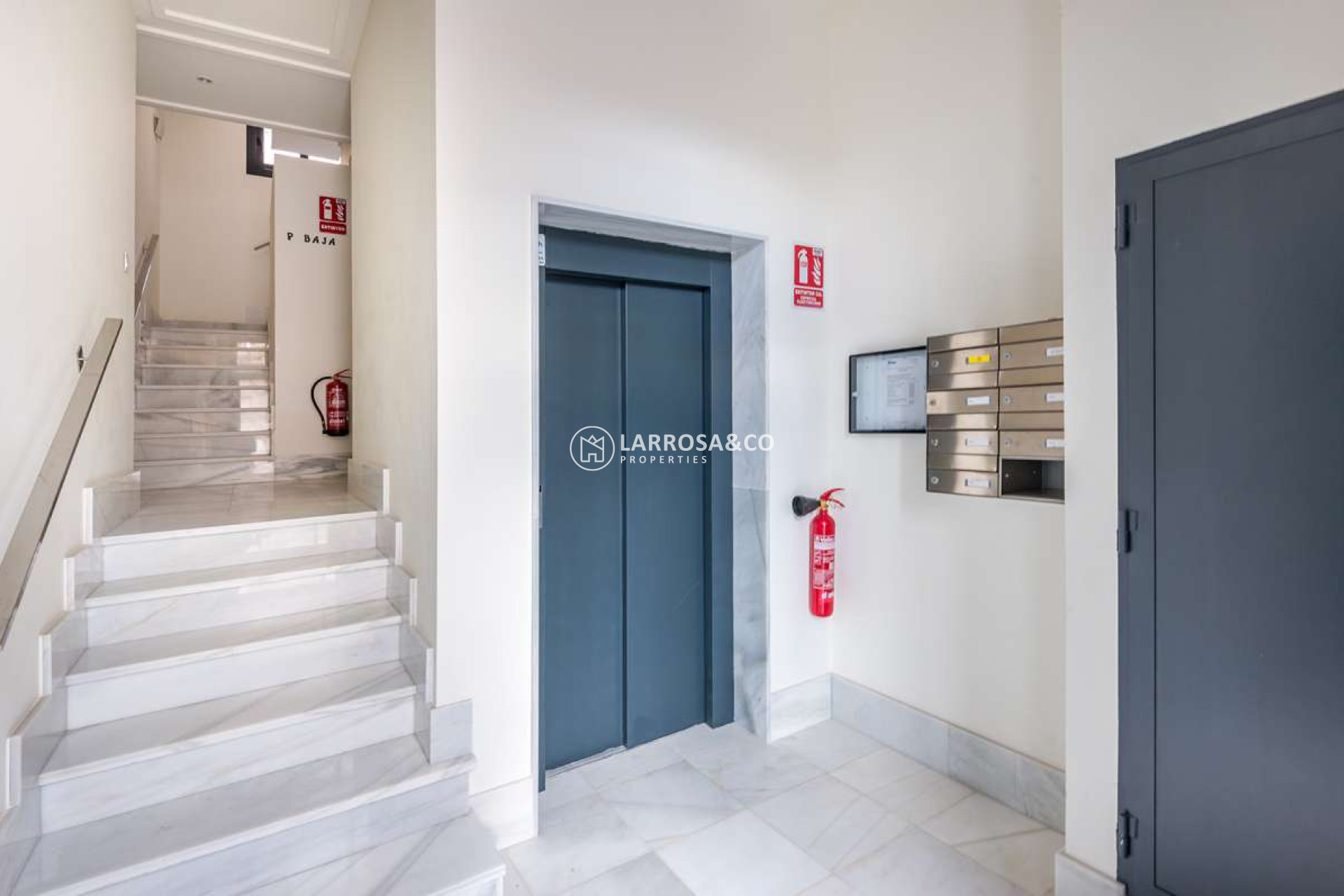 Resale - Apartment - Torre de La Horadada - Costa Blanca