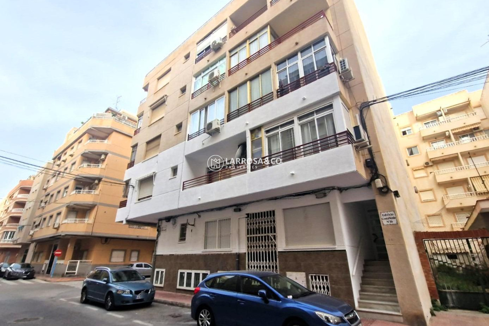 Resale - Apartment - Torrevieja - Acequion