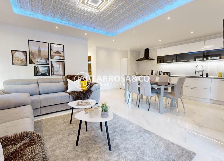 Resale - Apartment - Torrevieja - Acequion