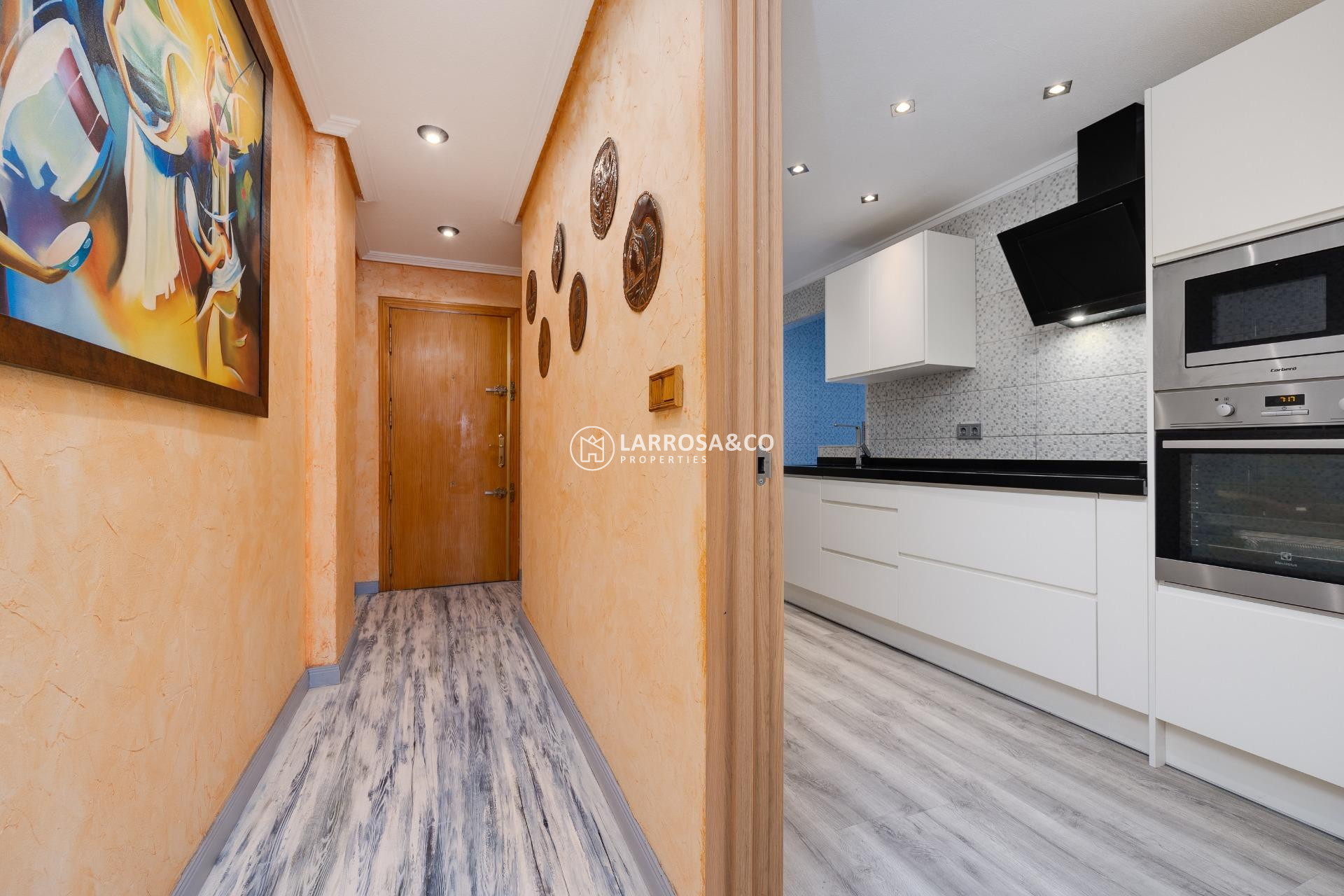 Resale - Apartment - Torrevieja - Acequion