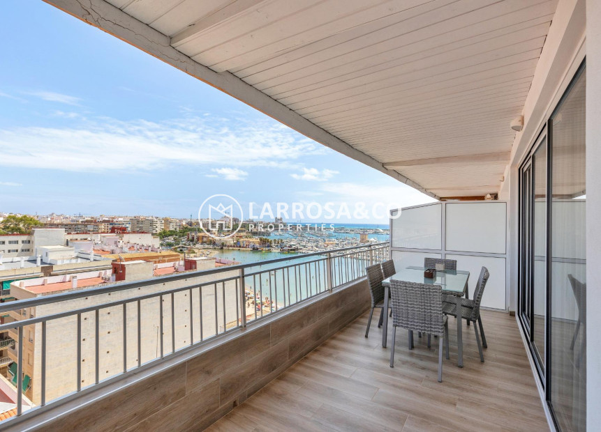 Resale - Apartment - Torrevieja - Acequion