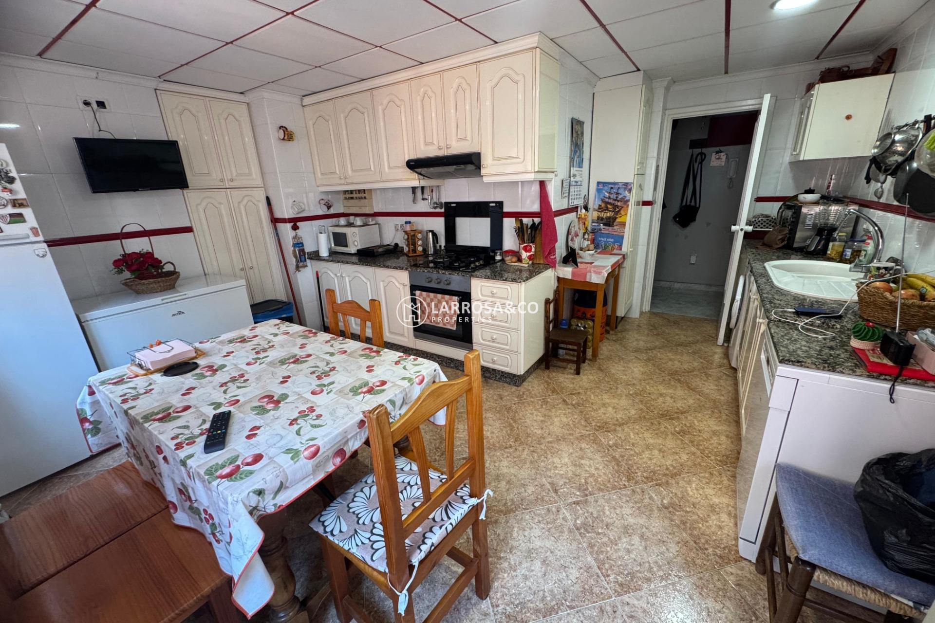 Resale - Apartment - Torrevieja - Acequion