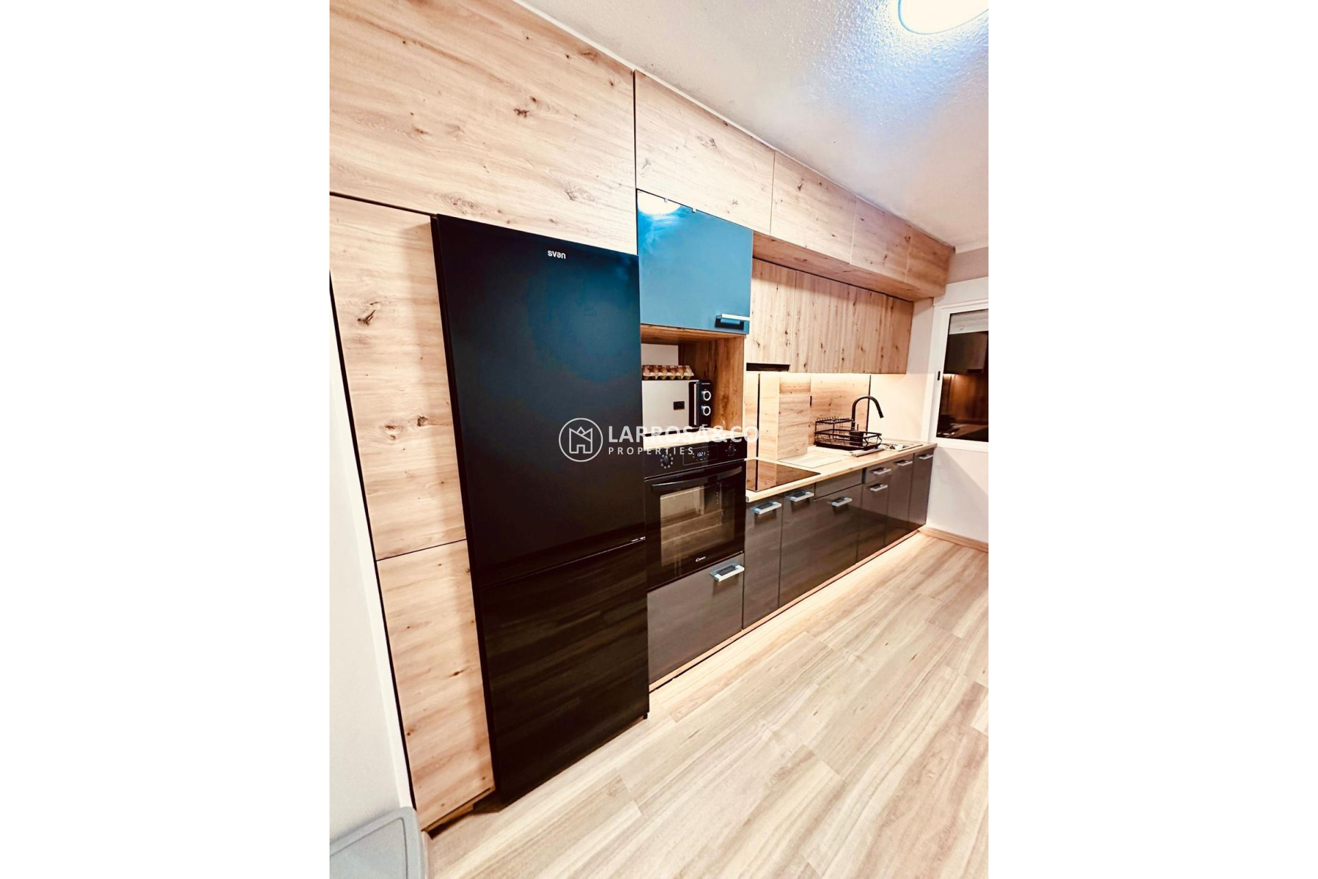 Resale - Apartment - Torrevieja - Acequion