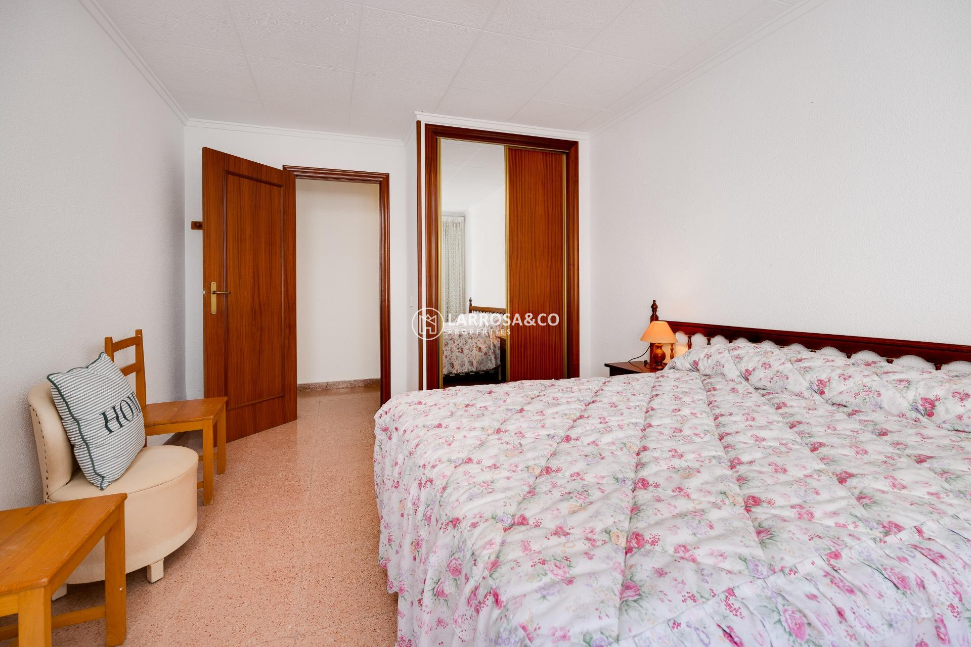 Resale - Apartment - Torrevieja - Acequion