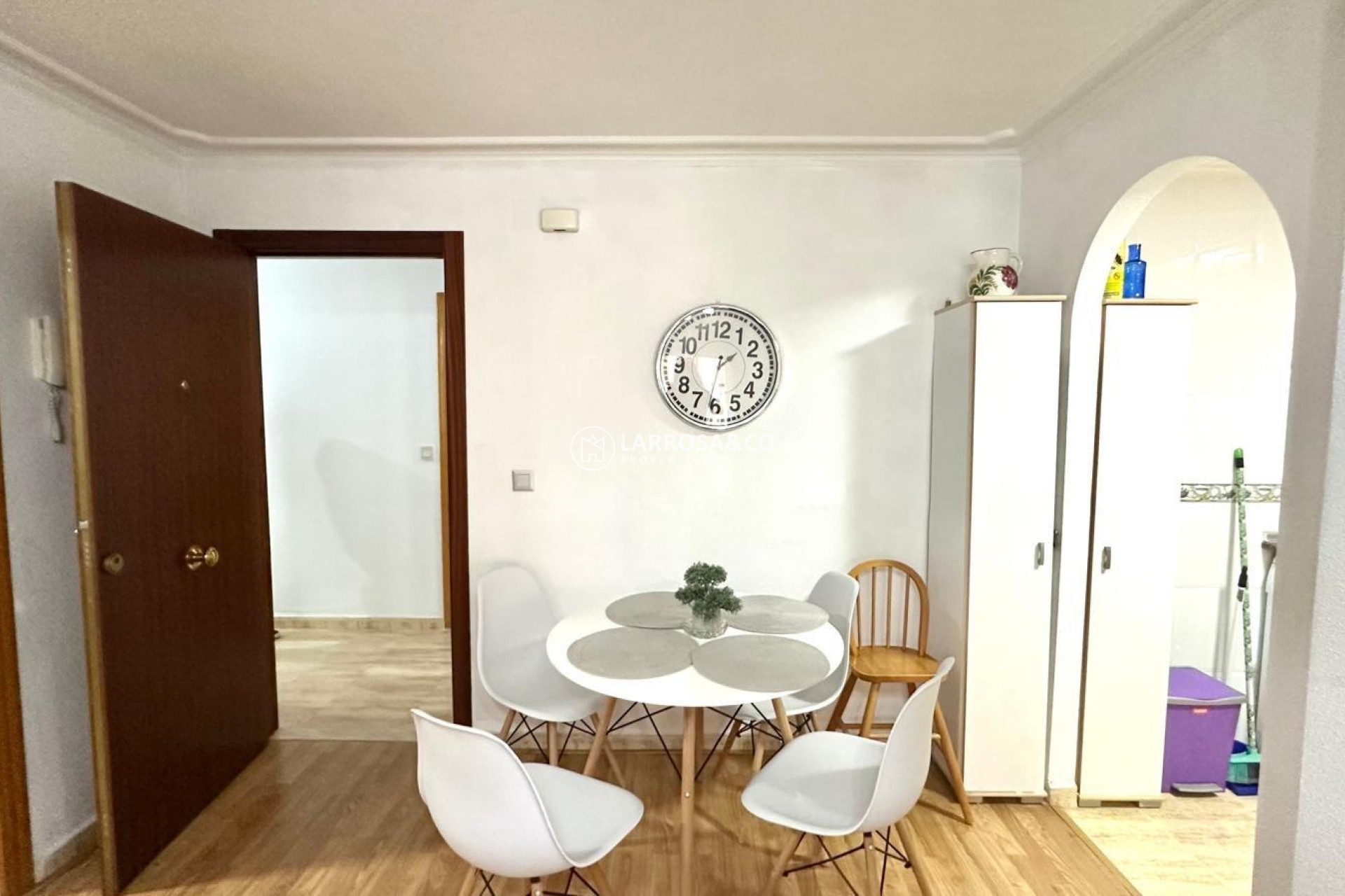 Resale - Apartment - Torrevieja - Acequion