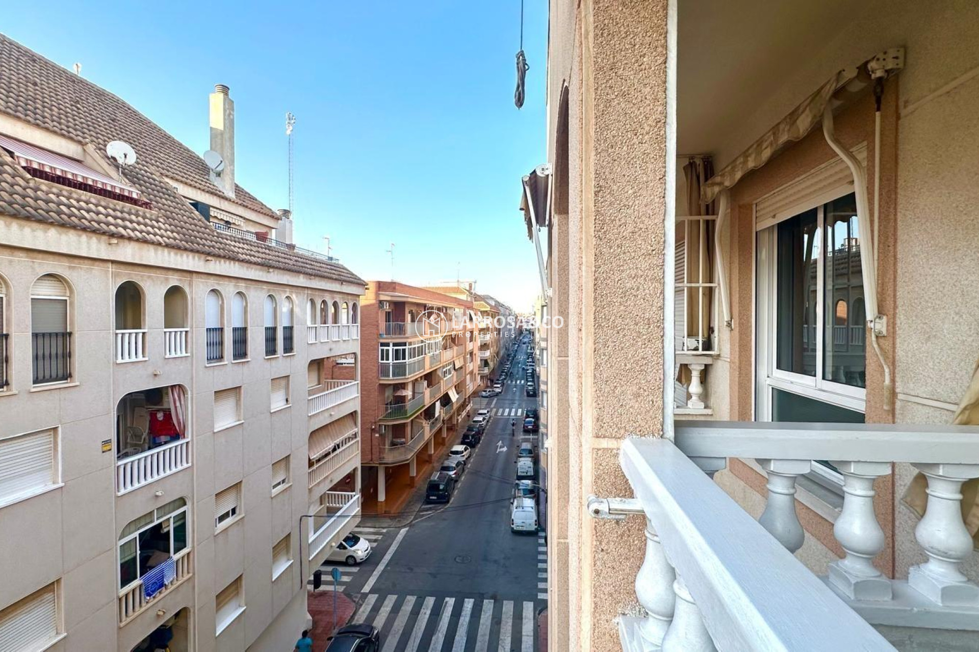 Resale - Apartment - Torrevieja - Acequion