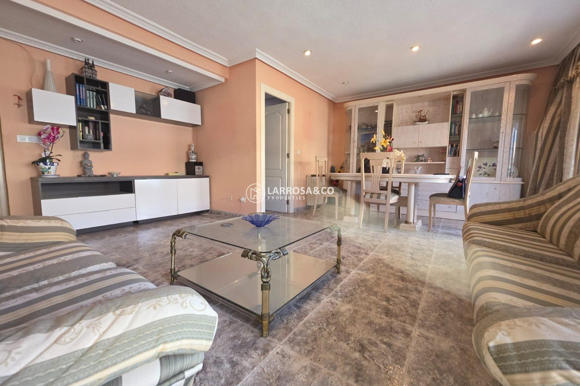Resale - Apartment - Torrevieja - Acequion