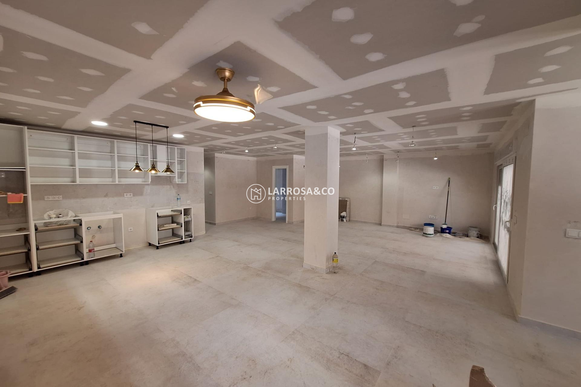 Resale - Apartment - Torrevieja - Acequion