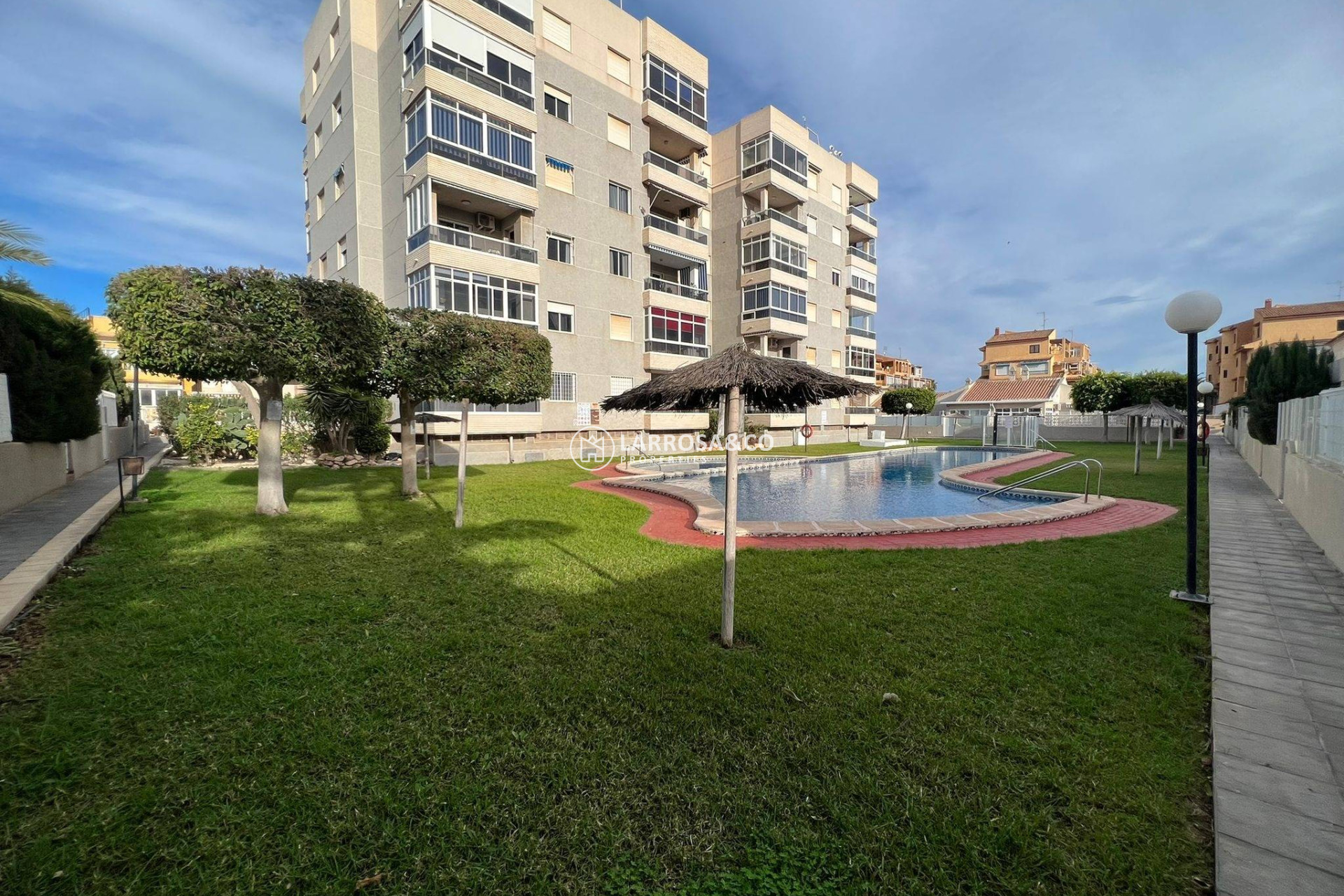 Resale - Apartment - Torrevieja - Aguas Nuevas