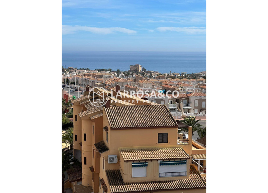 Resale - Apartment - Torrevieja - Aguas Nuevas