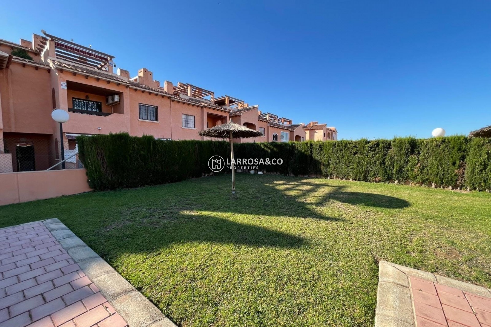 Resale - Apartment - Torrevieja - Aguas Nuevas