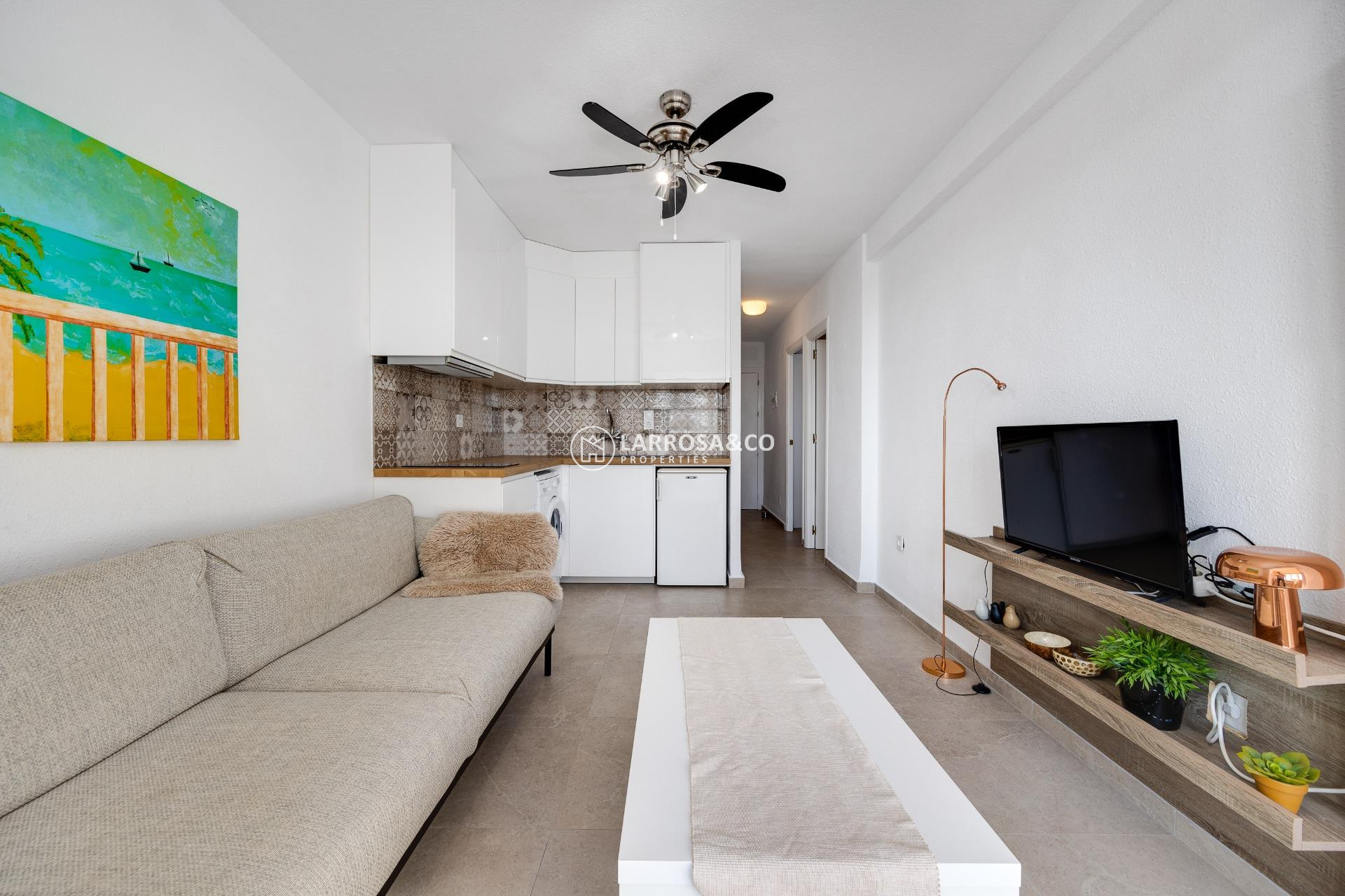 Resale - Apartment - Torrevieja - Cabo cervera