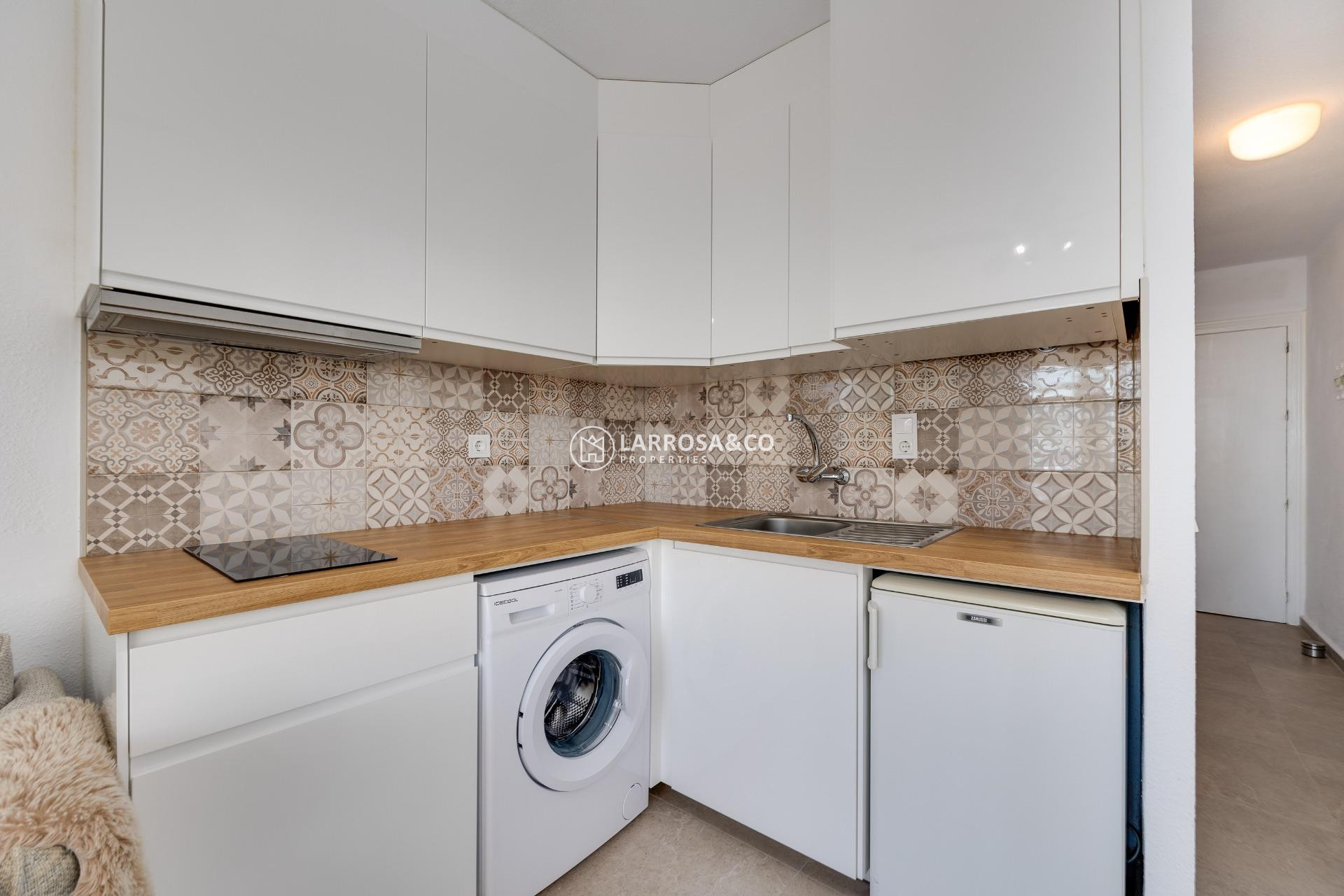 Resale - Apartment - Torrevieja - Cabo cervera