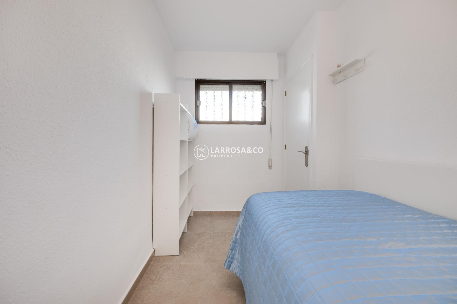 Resale - Apartment - Torrevieja - Cabo cervera