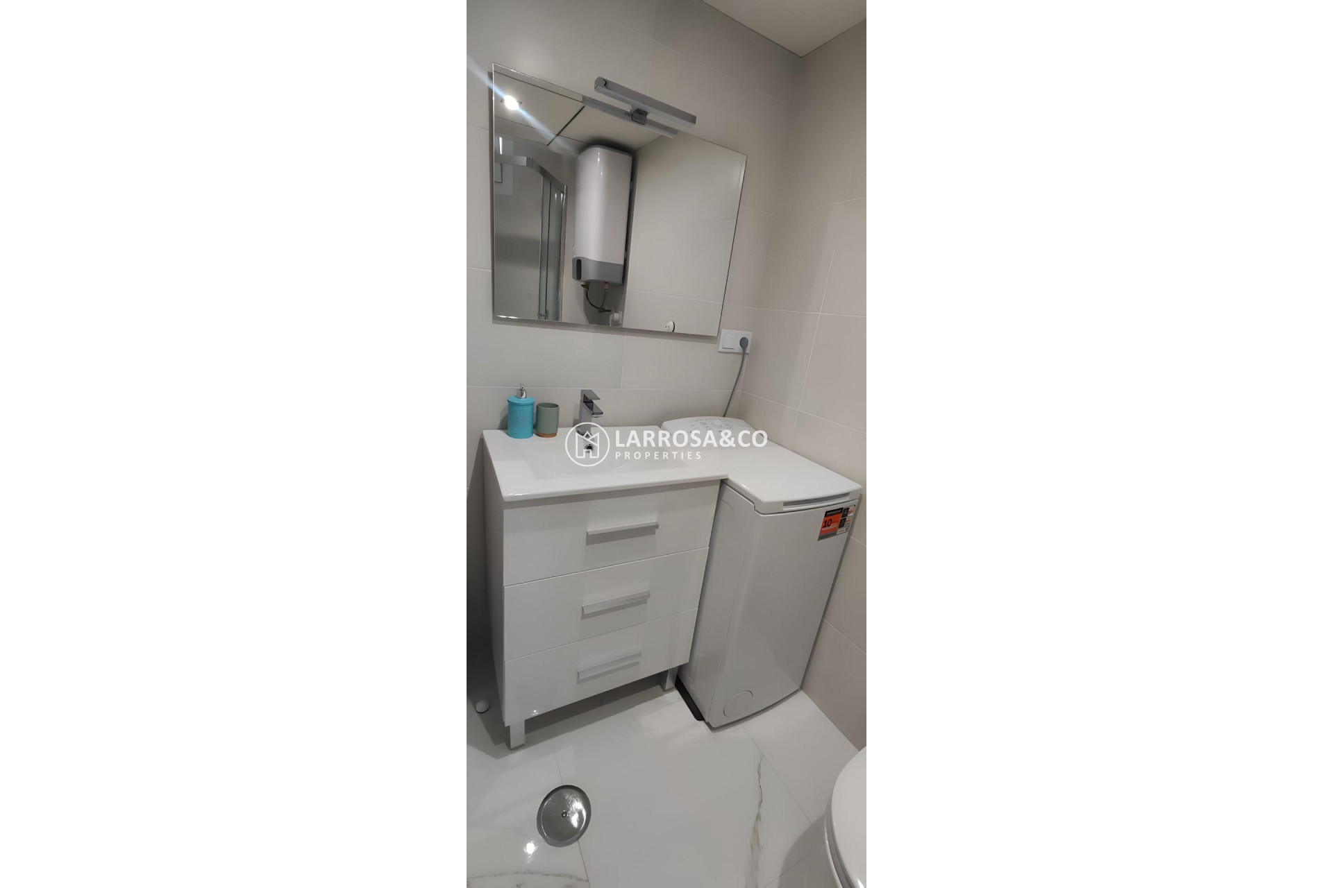 Resale - Apartment - Torrevieja - Cabo cervera