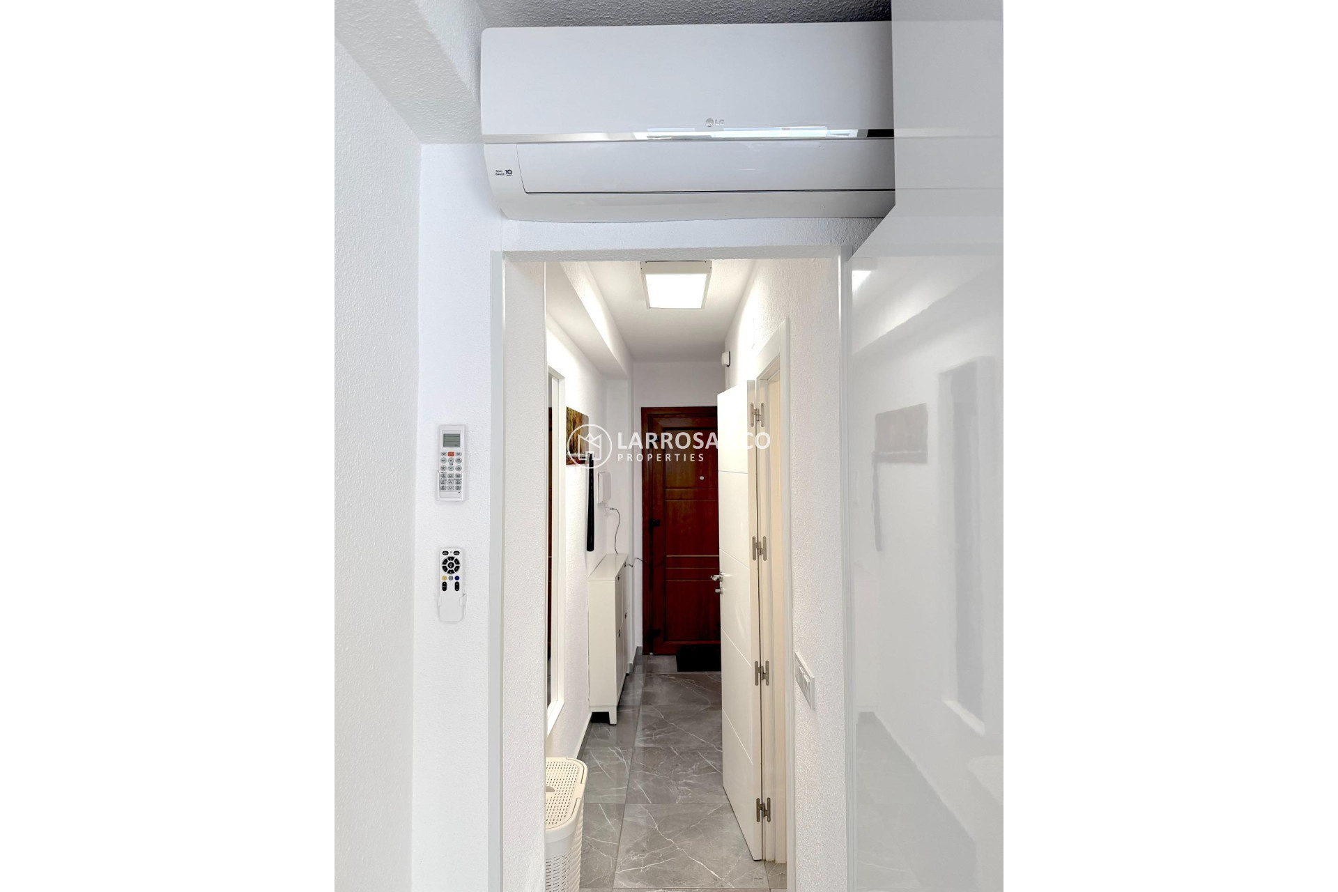 Resale - Apartment - Torrevieja - Cabo cervera