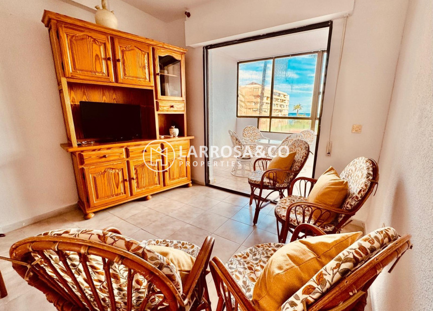 Resale - Apartment - Torrevieja - Cabo cervera