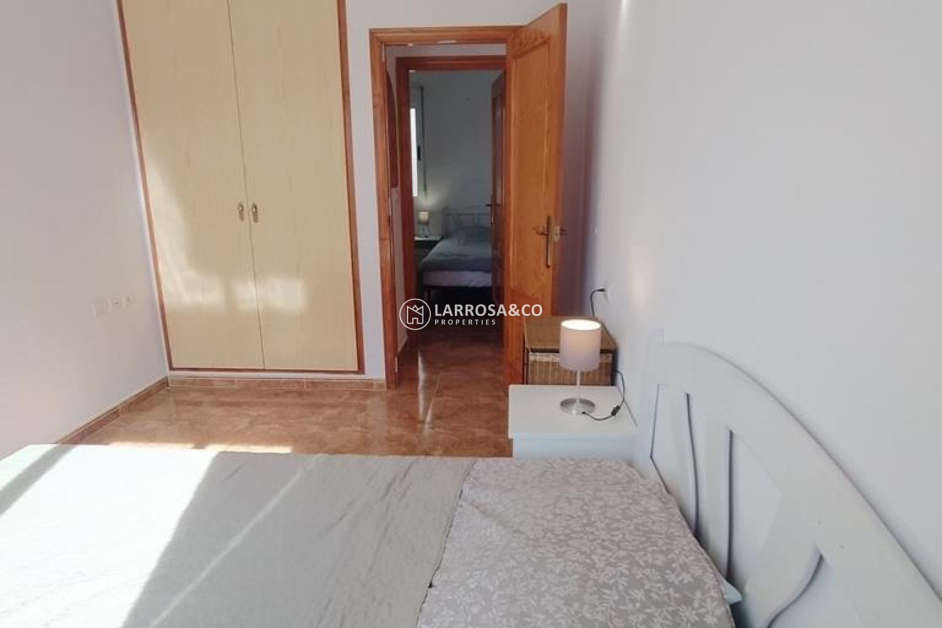 Resale - Apartment - Torrevieja - CASCO URBANO