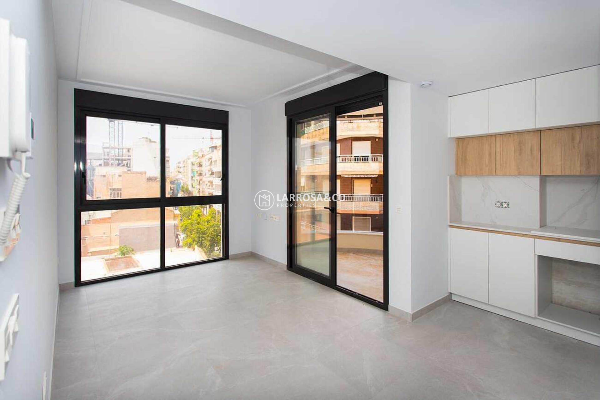 Resale - Apartment - Torrevieja - CENTRE PLAYA DEL CURA LAS PISCINAS