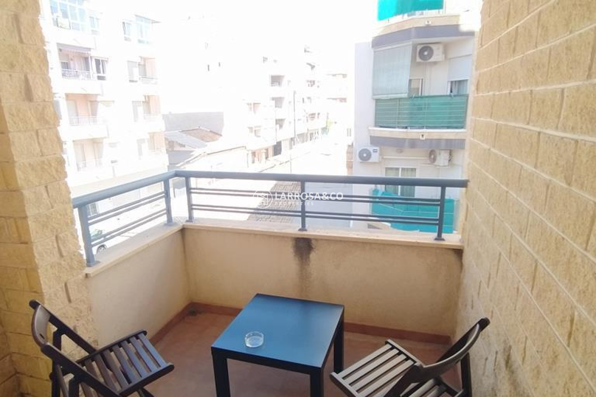 Resale - Apartment - Torrevieja - CENTRO CASCO URBANO