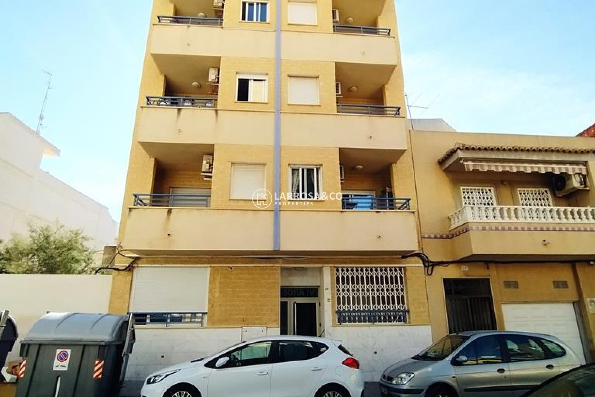 Resale - Apartment - Torrevieja - CENTRO CASCO URBANO