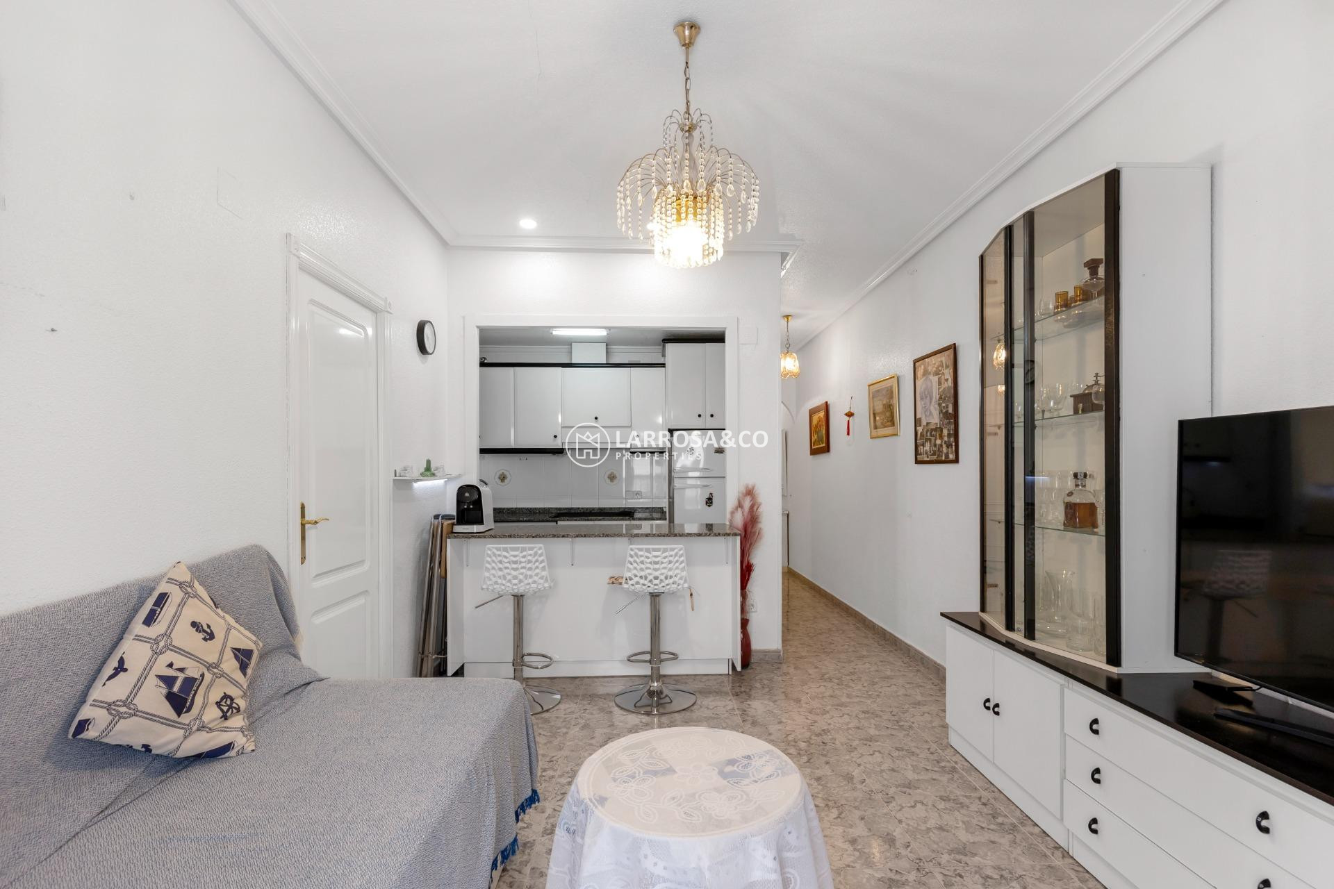 Resale - Apartment - Torrevieja - Centro - Muelle Pesquero