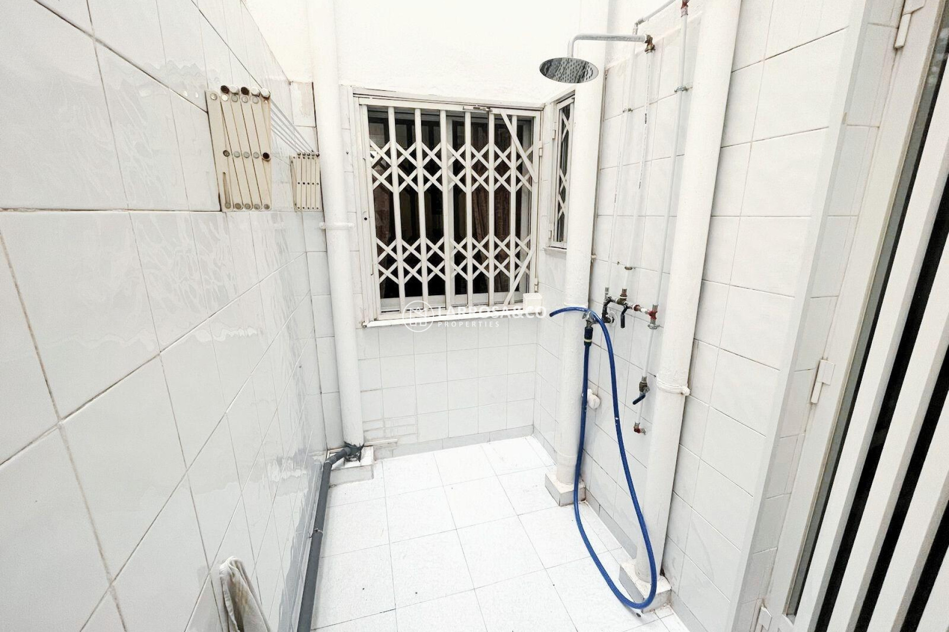 Resale - Apartment - Torrevieja - Centro - Muelle Pesquero