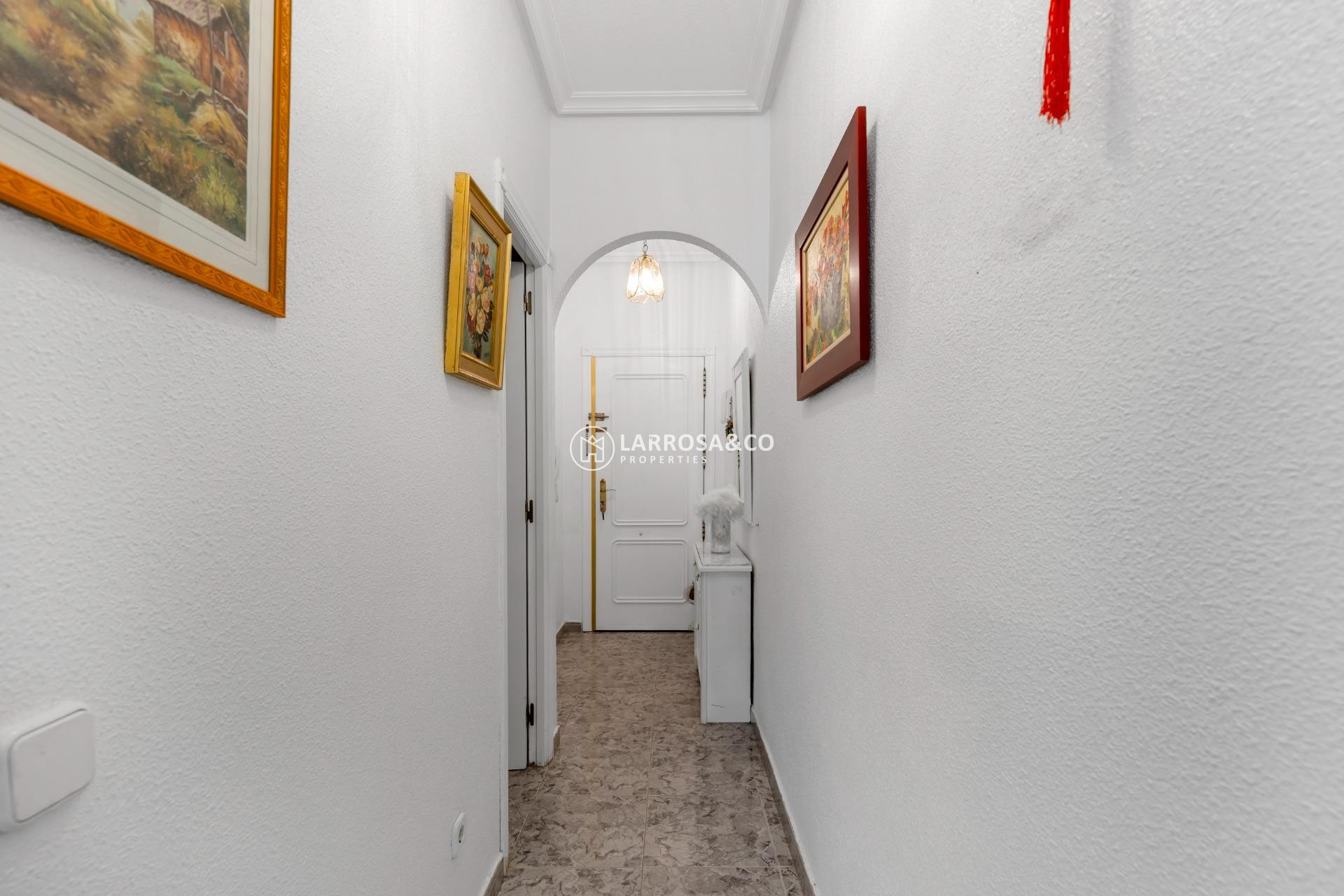 Resale - Apartment - Torrevieja - Centro - Muelle Pesquero