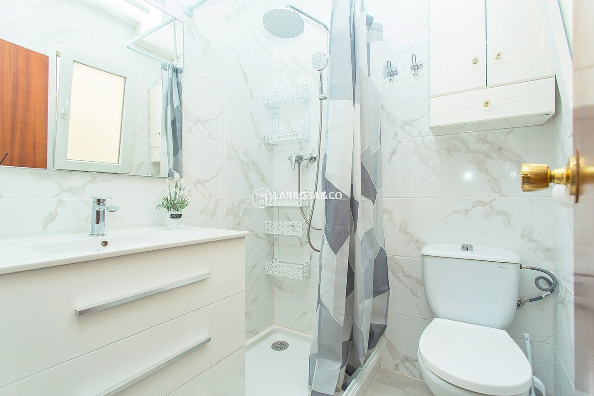 Resale - Apartment - Torrevieja - Centro-Muelle Pesquero