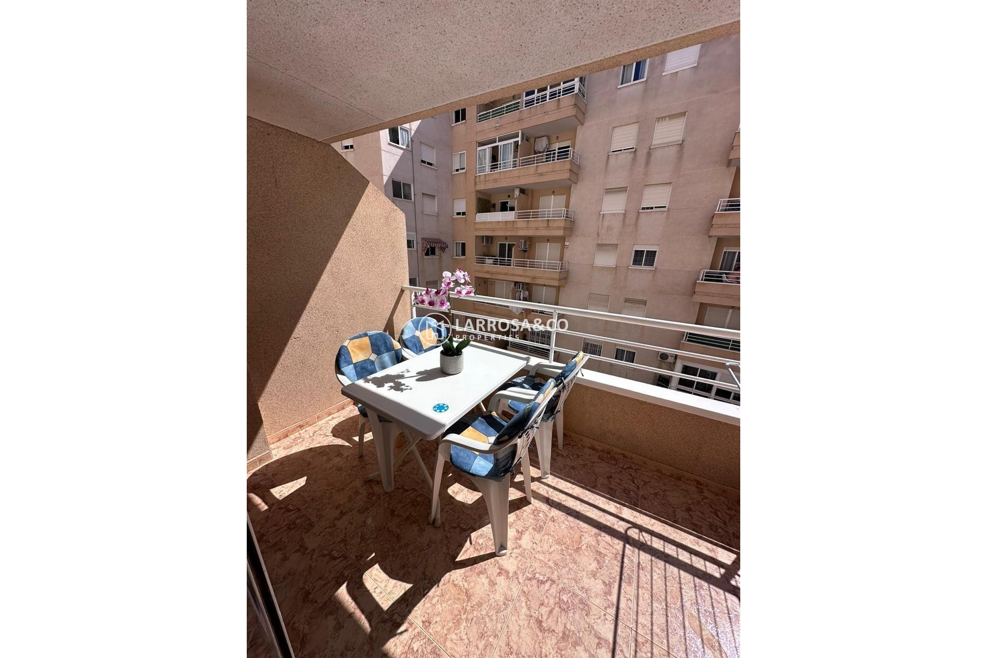 Resale - Apartment - Torrevieja - Centro - Muelle Pesquero