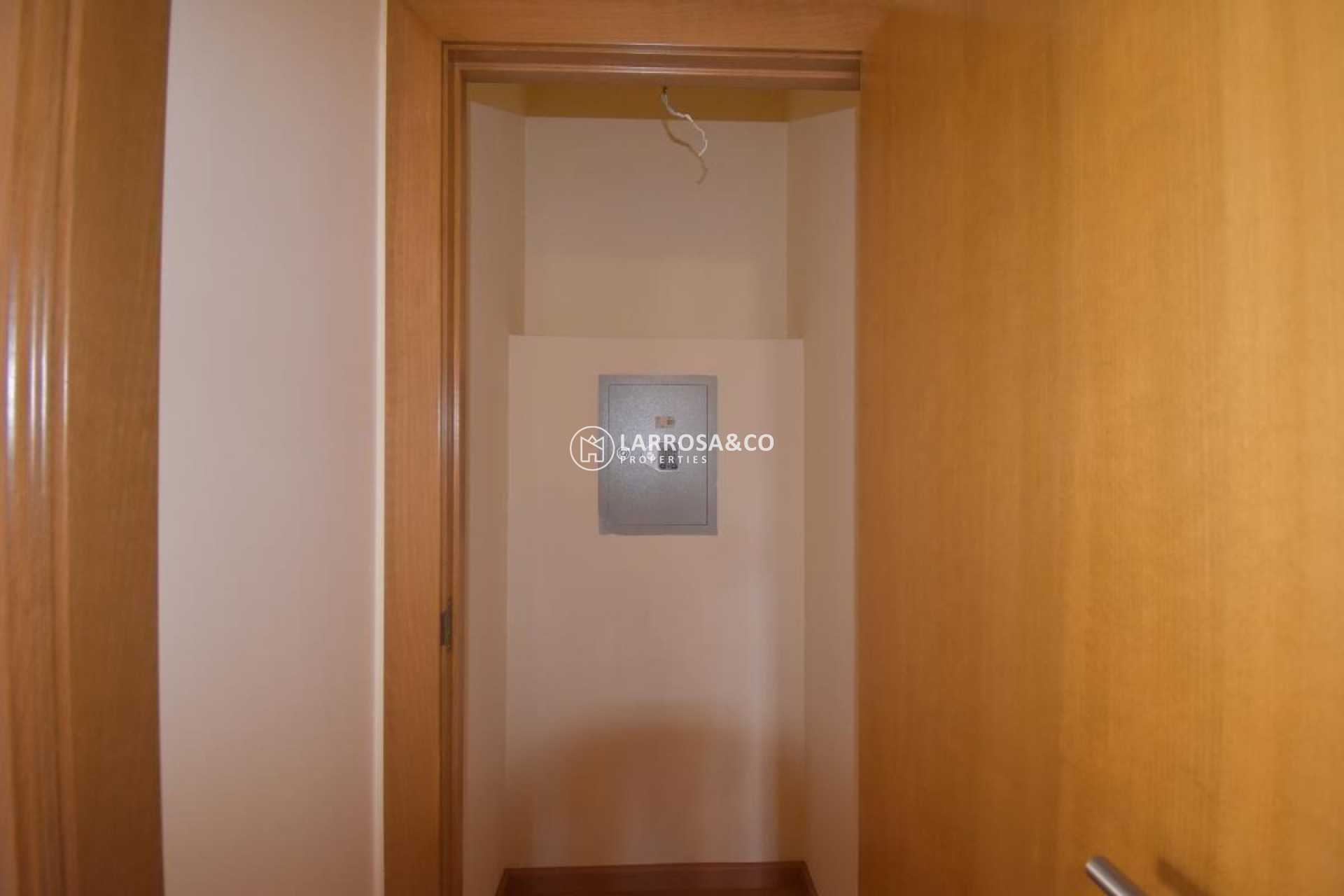 Resale - Apartment - Torrevieja - Centro - Muelle Pesquero
