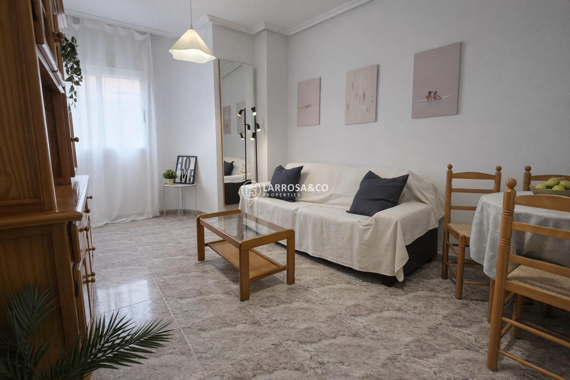 Resale - Apartment - Torrevieja - Centro - Muelle Pesquero
