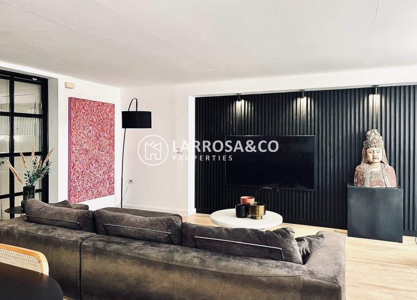 Resale - Apartment - Torrevieja - Centro