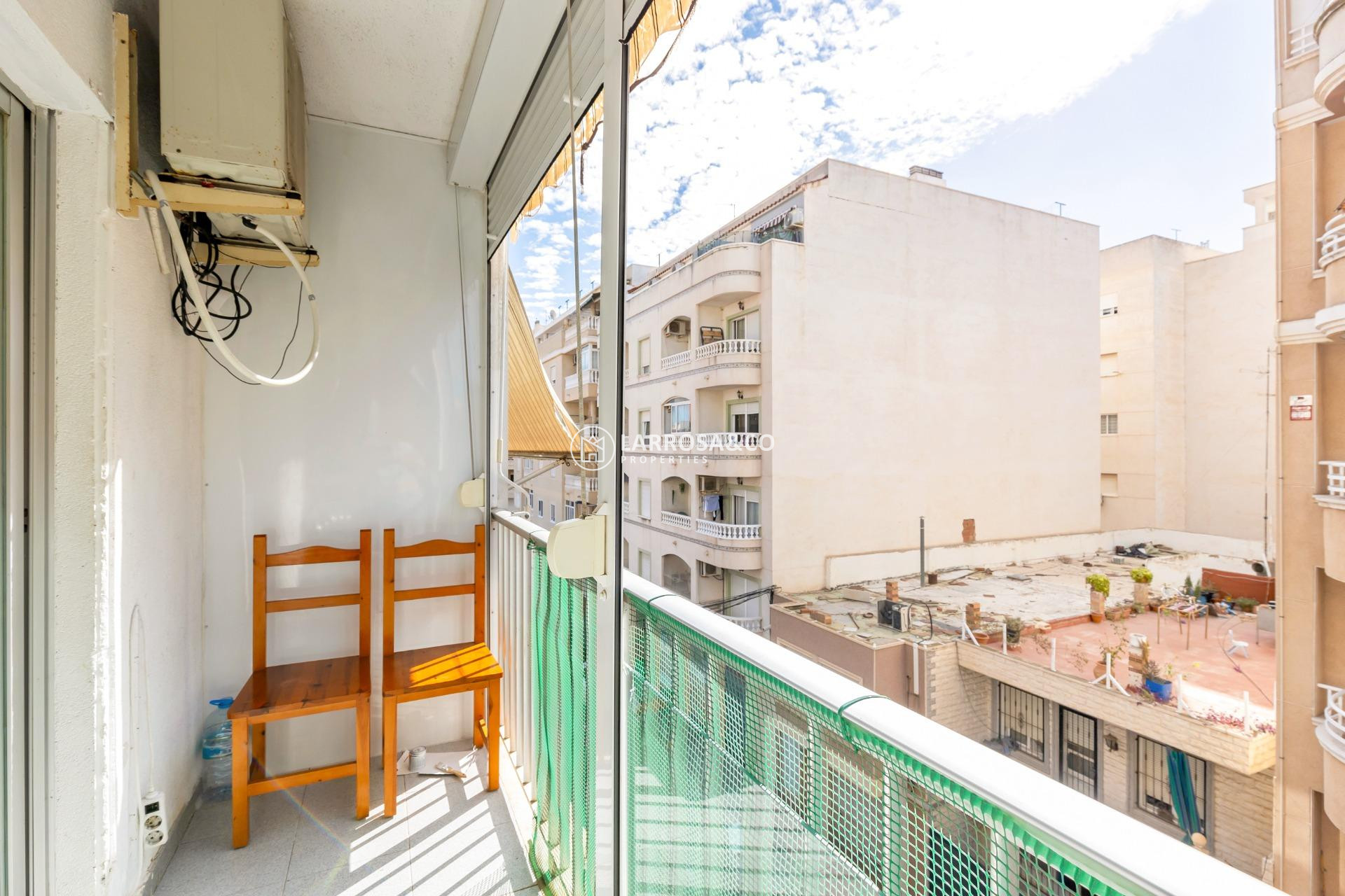 Resale - Apartment - Torrevieja - Centro