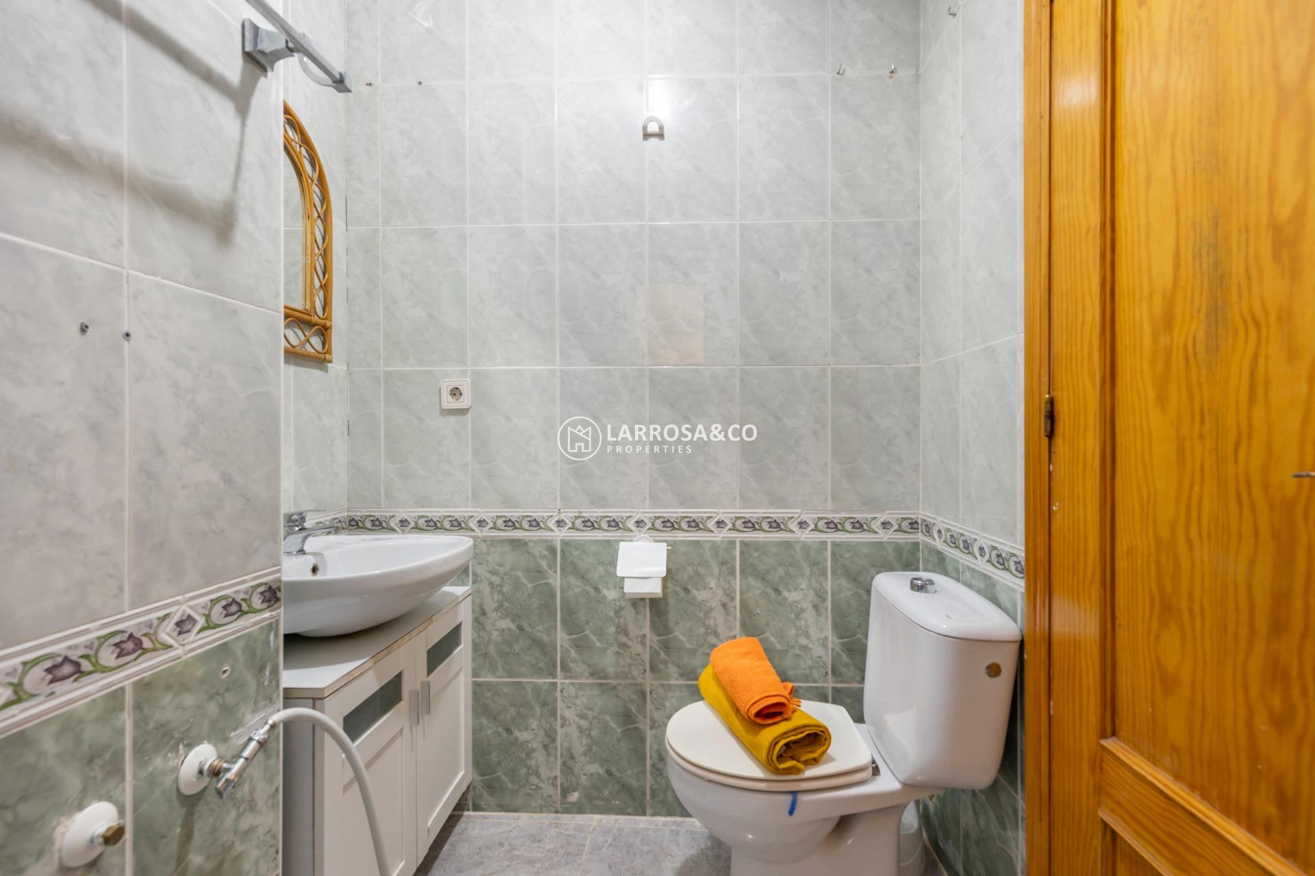 Resale - Apartment - Torrevieja - Centro