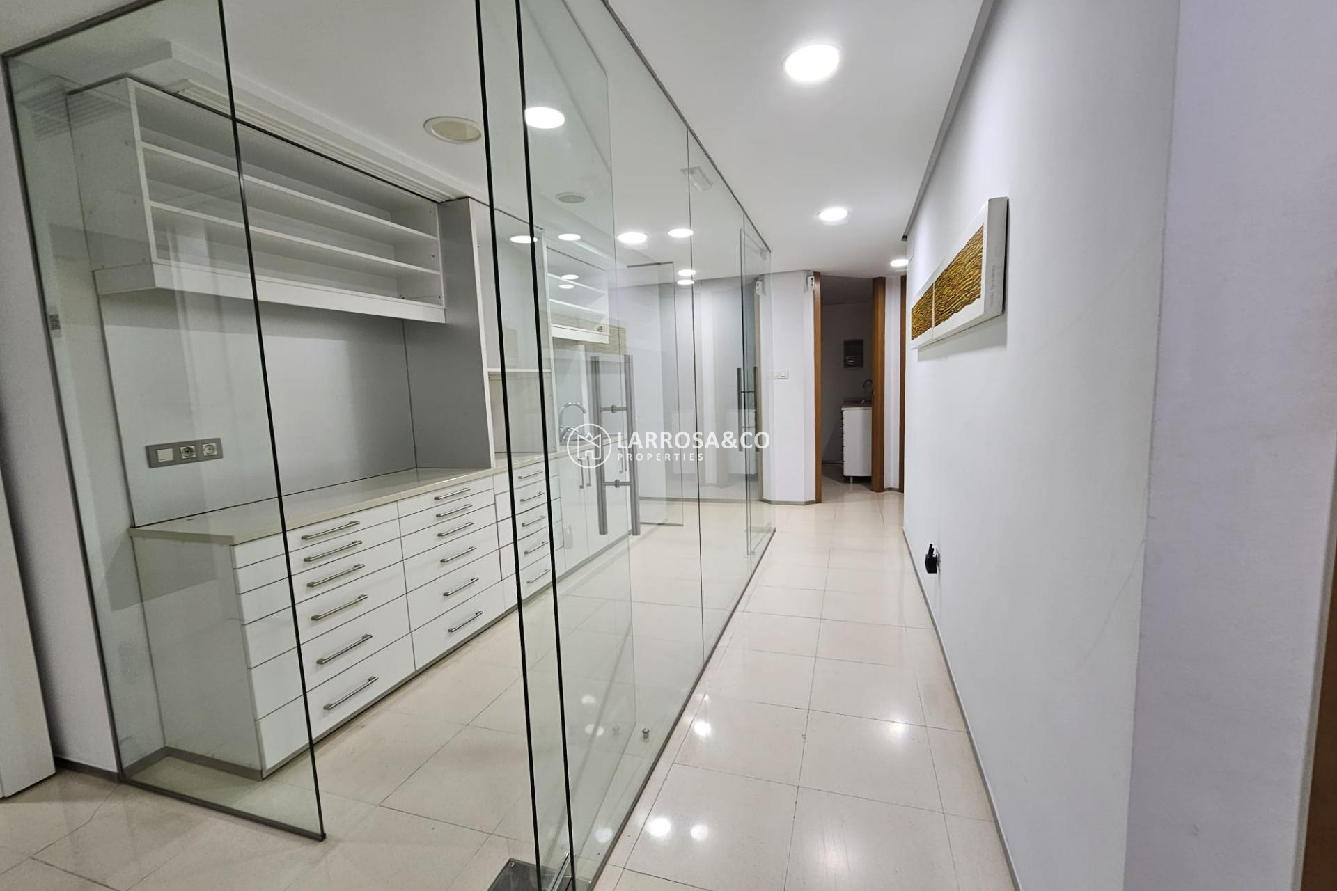 Resale - Apartment - Torrevieja - Centro