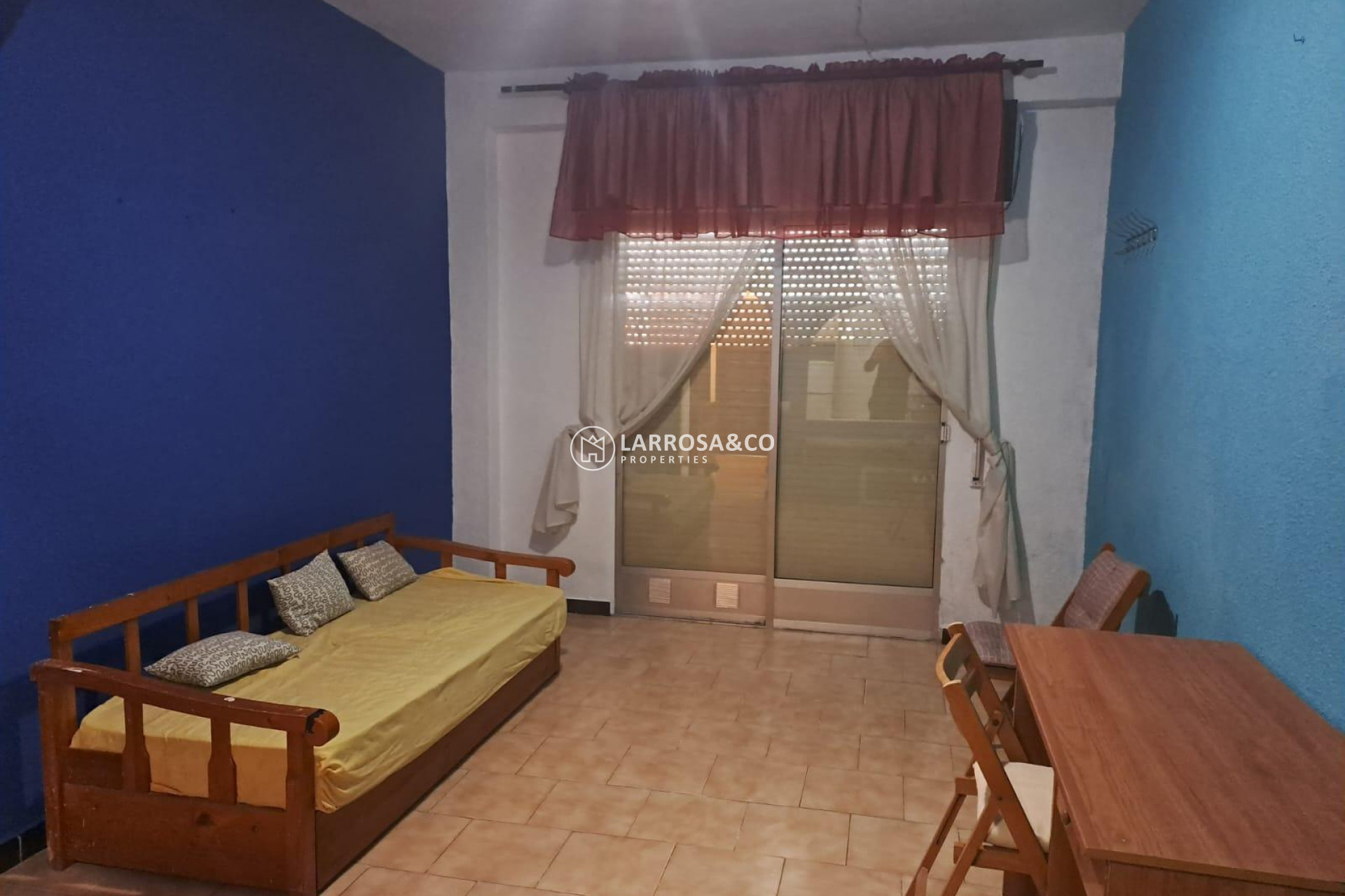 Resale - Apartment - Torrevieja - Centro