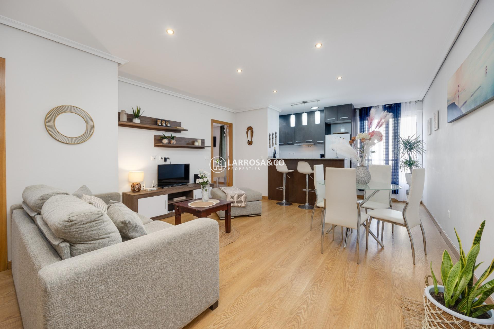 Resale - Apartment - Torrevieja - Centro