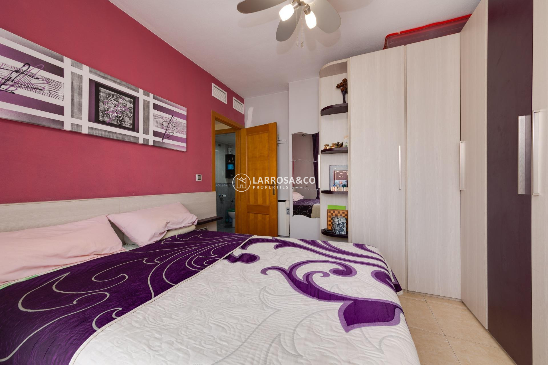 Resale - Apartment - Torrevieja - Centro