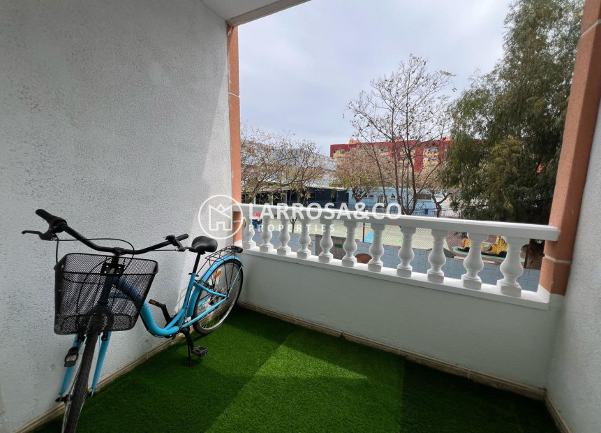 Resale - Apartment - Torrevieja - Centro